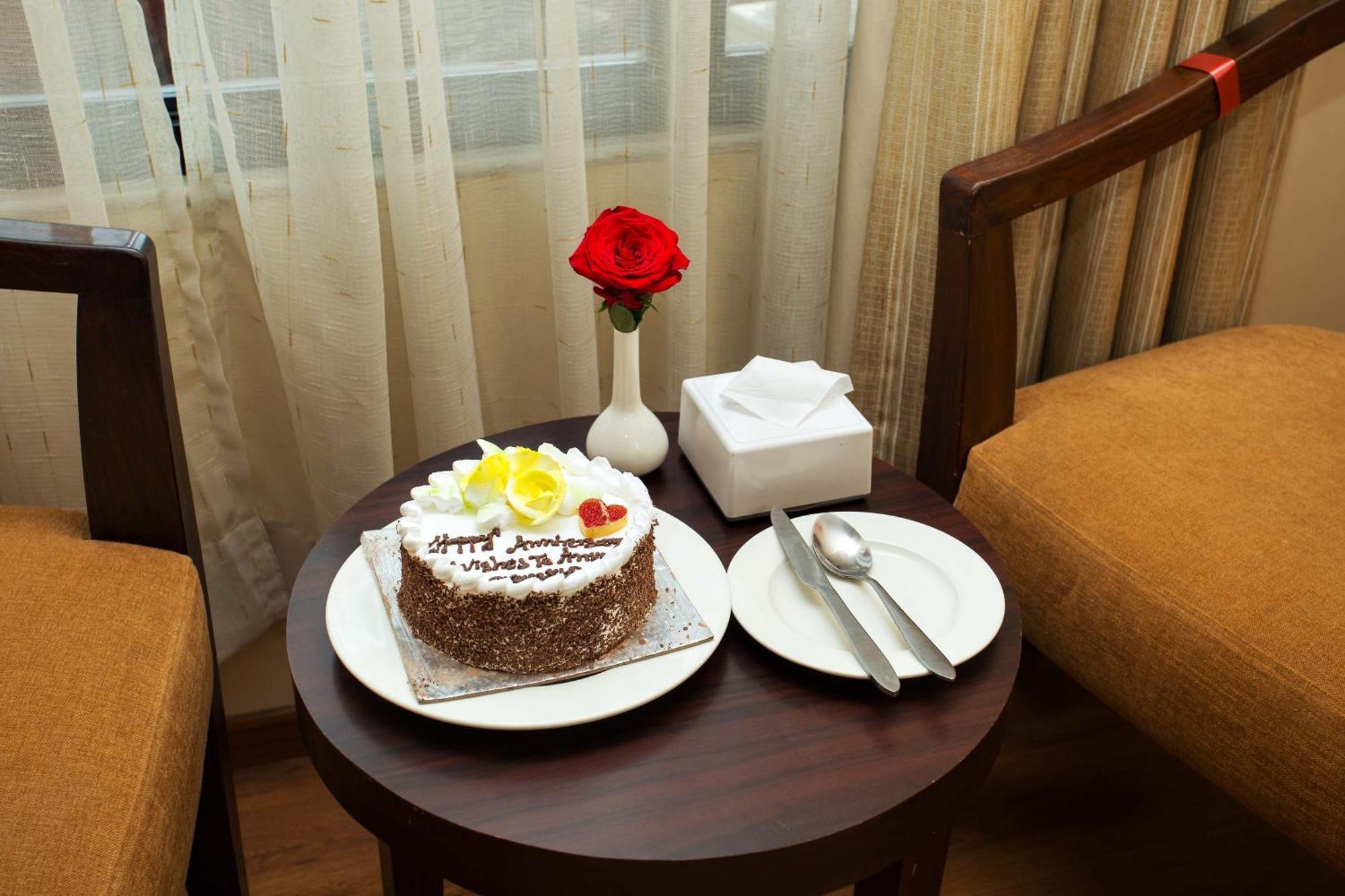 Hotel Jay Suites Катманду Экстерьер фото