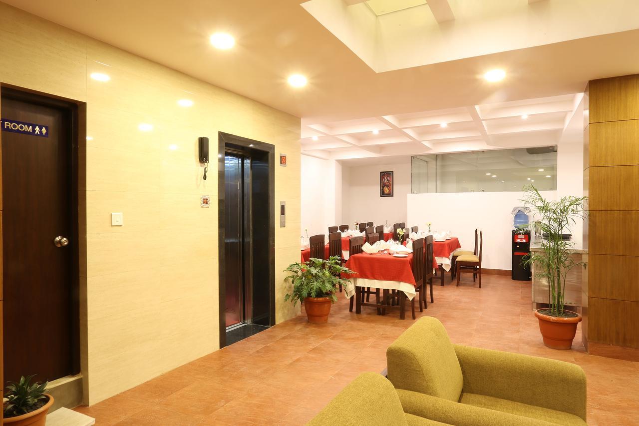 Hotel Jay Suites Катманду Экстерьер фото